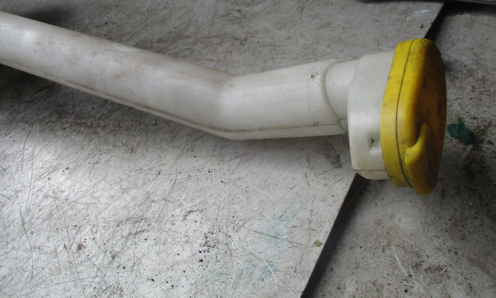 2012 VAUXHALL VIVARO FRONT WINDSCREEN WASHER WATER BOTTLE RESERVOIR 8200506740