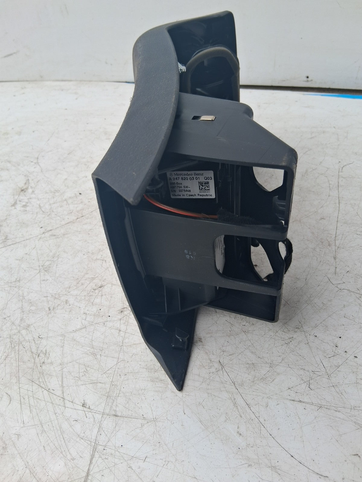 2020 MERCEDES A CLASS W177 REAR CENTRE CONSOLE & AIR VENTS + USB PORTS 1385087A