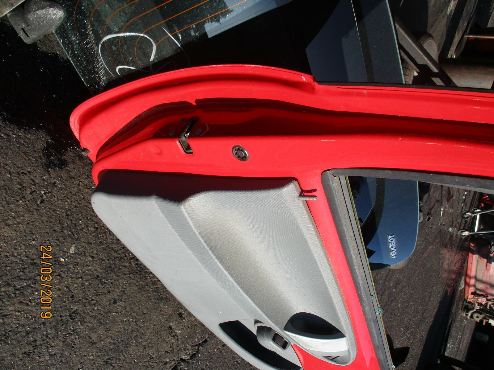 PEUGEOT 107 CITROEN C1 NS PASSENGER SIDE COMPLETE DOOR RED
