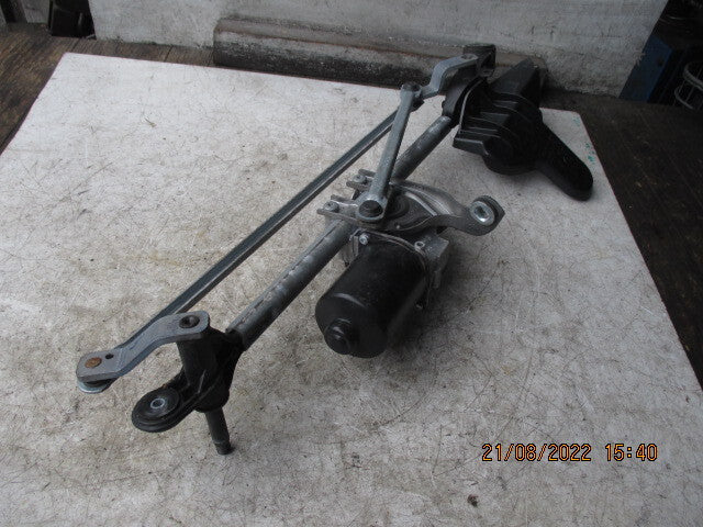 BMW 1 SERIES F20 2015 FRONT WINDSCREEN WIPER MOTOR LINKAGE 7267504