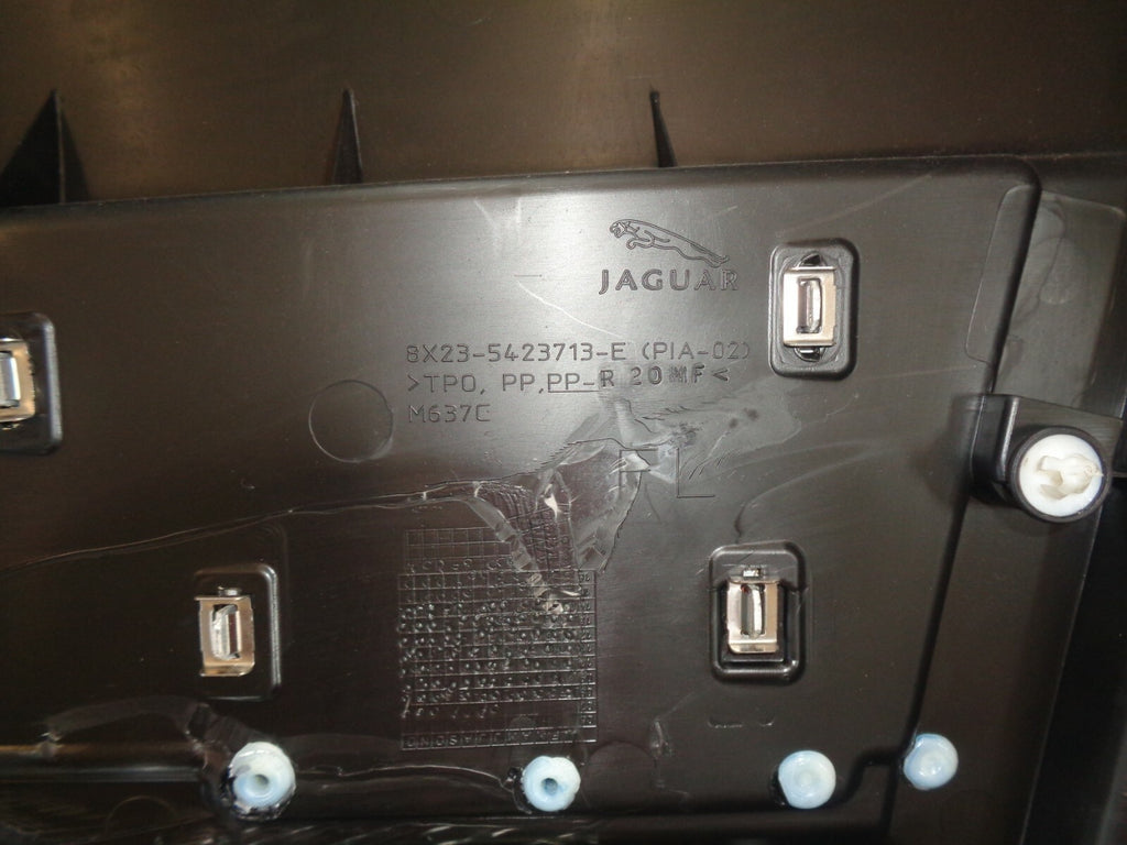 JAGUAR XF 2013 FACELIFT PASSENGER SIDE FRONT DOOR CARD PANEL ONLY