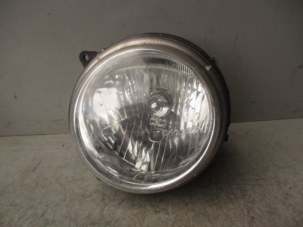 2006 JEEP CHEROKEE MK3 NSF PASSENGER SIDE FRONT LEFT HEADLAMP HEADLIGHT 05210156