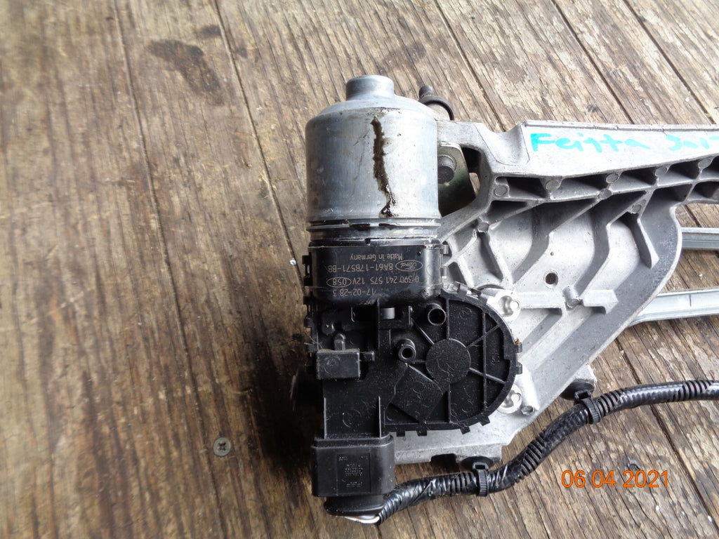 FORD FIESTA MK7 2017 FRONT WIPER MOTOR MECHANISM AND LINKAGE 8A61-17500-BG