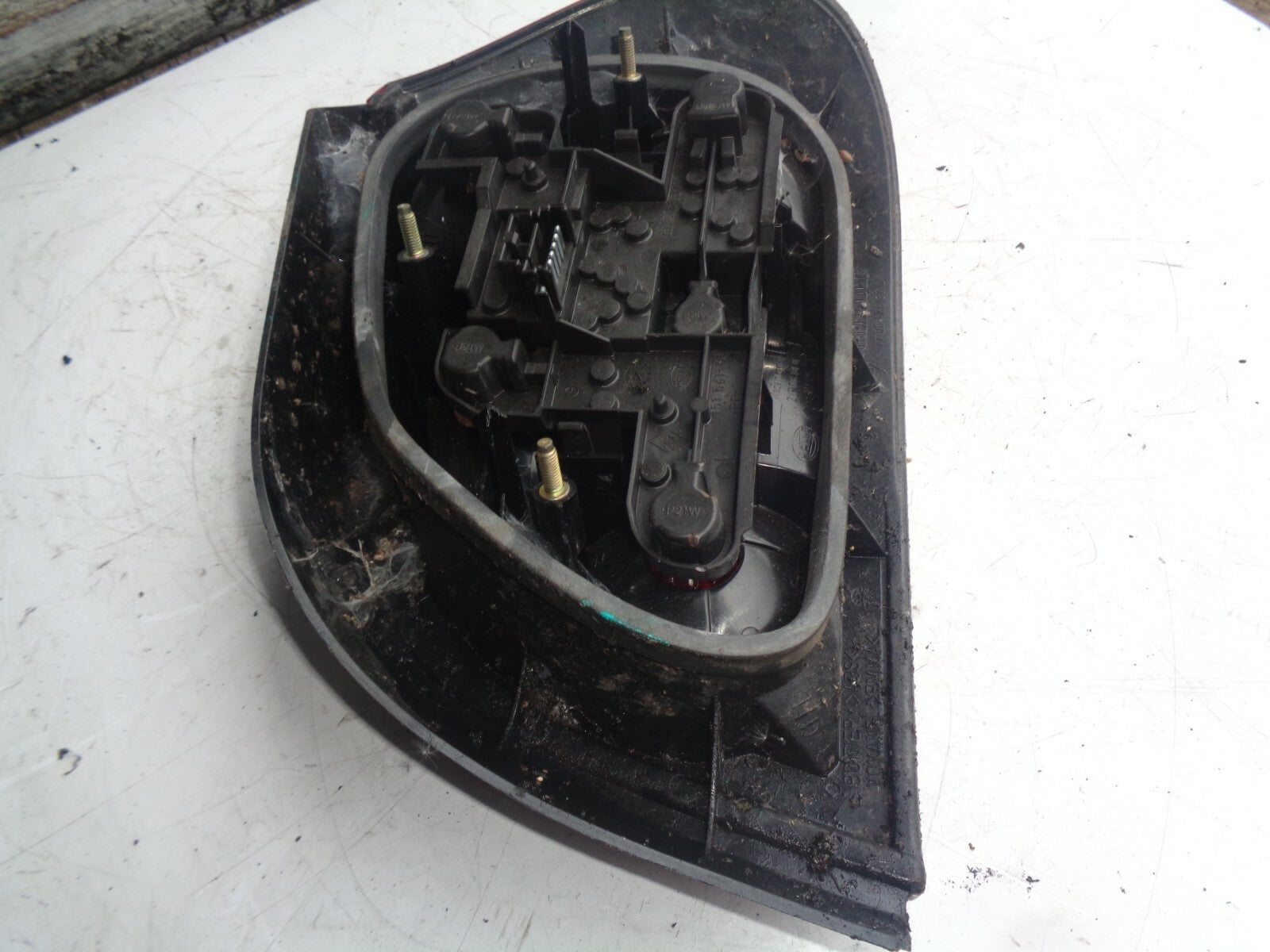 RENAULT MEGANE MK2 CC PASSENGER NEAR SIDE REAR LIGHT 7700428320
