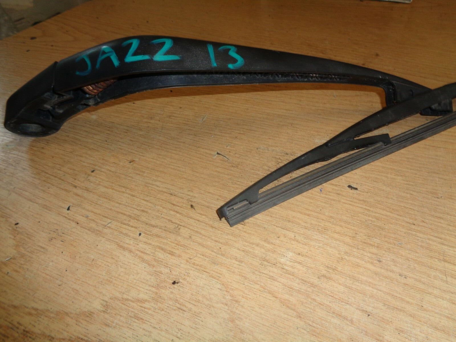 HONDA JAZZ 2013 MK3 REAR WIPER ARM BLACK