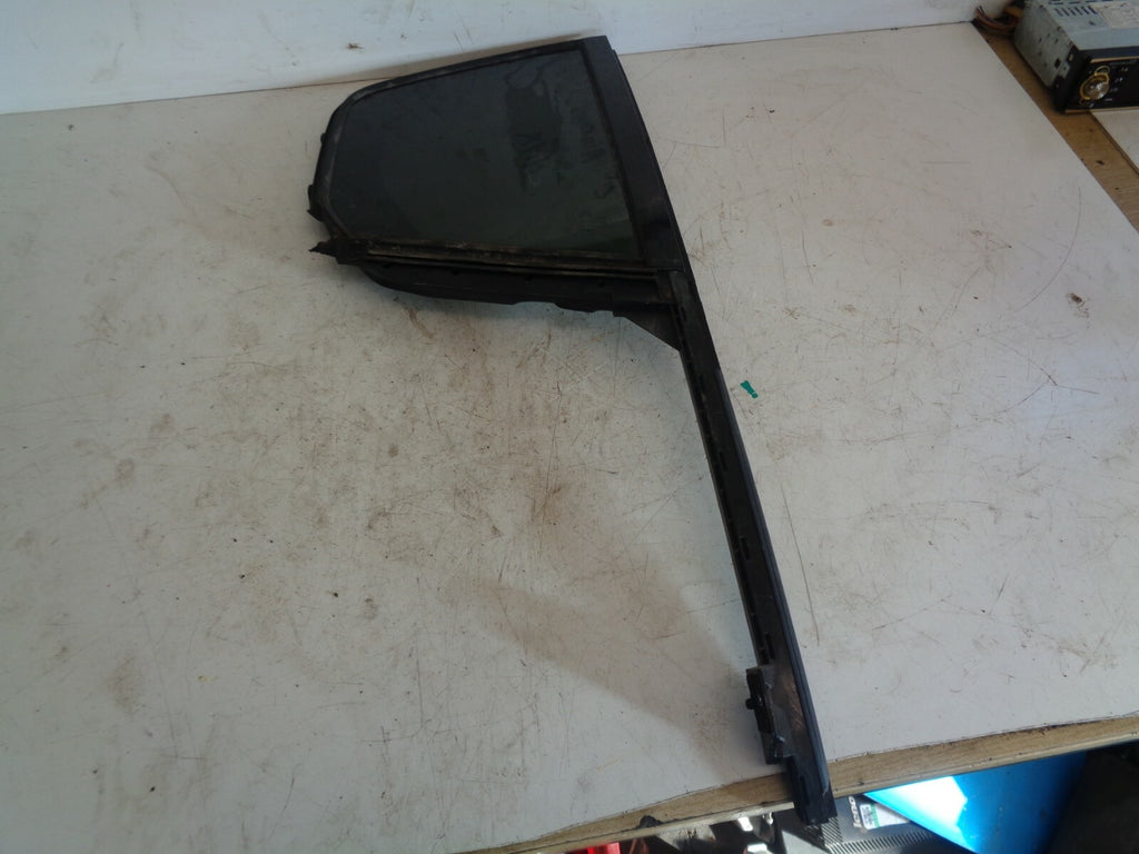 CITROEN C5 AIRCROSS 2020 DRIVER SIDE REAR DOOR QUARTER GLASS 9816905980