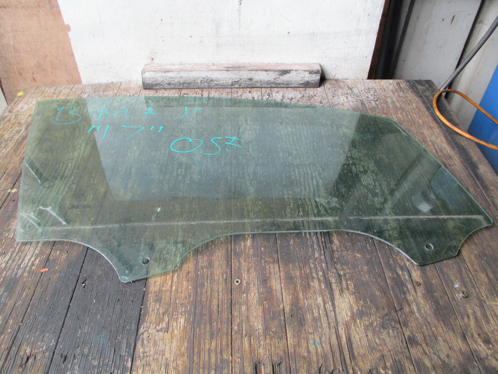 FORD B MAX 2017 OSF DRIVER SIDE FRONT DOOR WINDOW GLASS