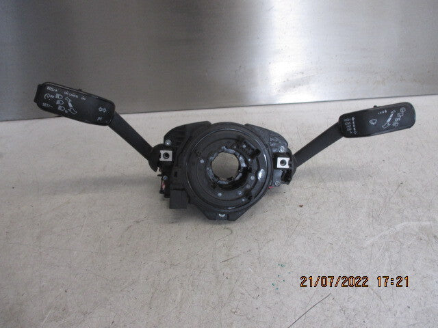 SKODA FABIA MK3 2021 WIPER INDICATOR STALK SWITCH SQUIB 2Q0953502A