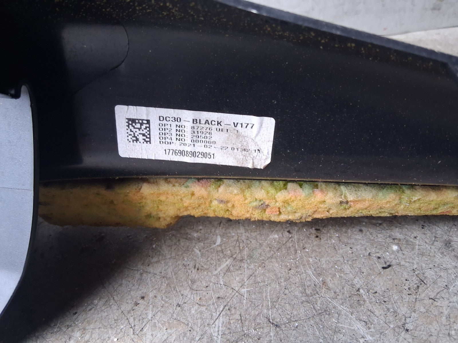 2021 MERCEDES A CLASS V177 OSR REAR DRIVER SIDE RIGHT C PILLAR TRIM A1776908902