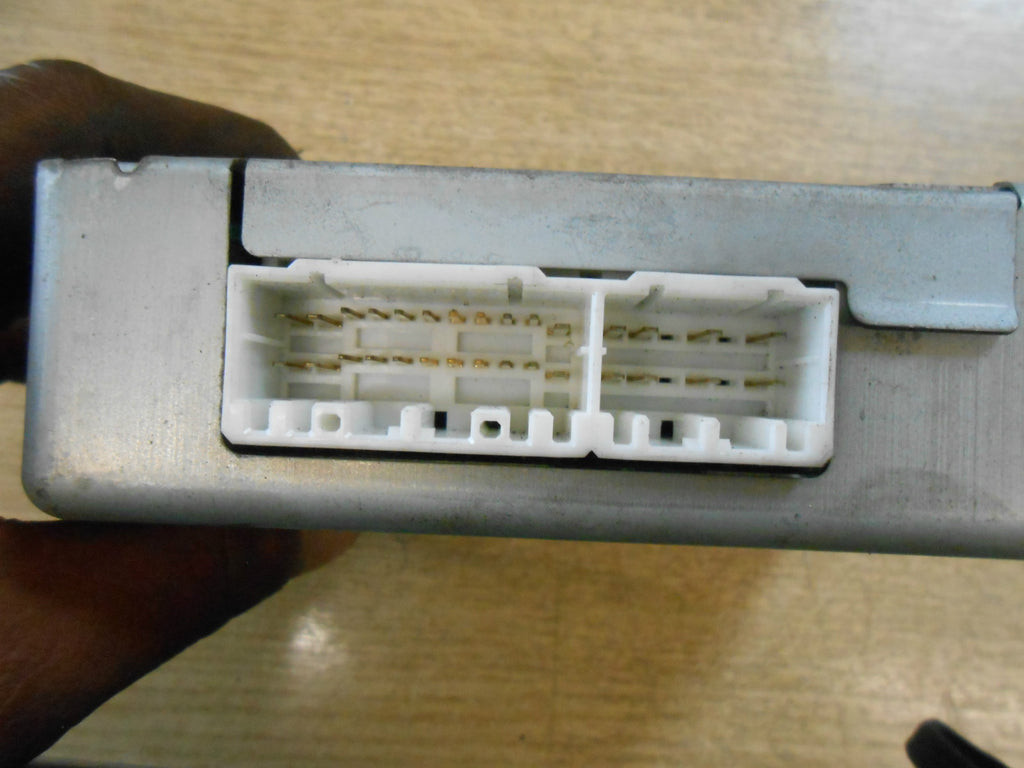LEXUS SC TOYOTA SOARER COUPE 1997 ABSORBER CONTROL ECU 8924324050 1740001494