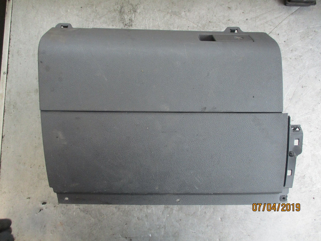 VW VOLKSWAGEN TOURAN 1T (MK1) GLOVE BOX COMPARTMENT 1T2857101A