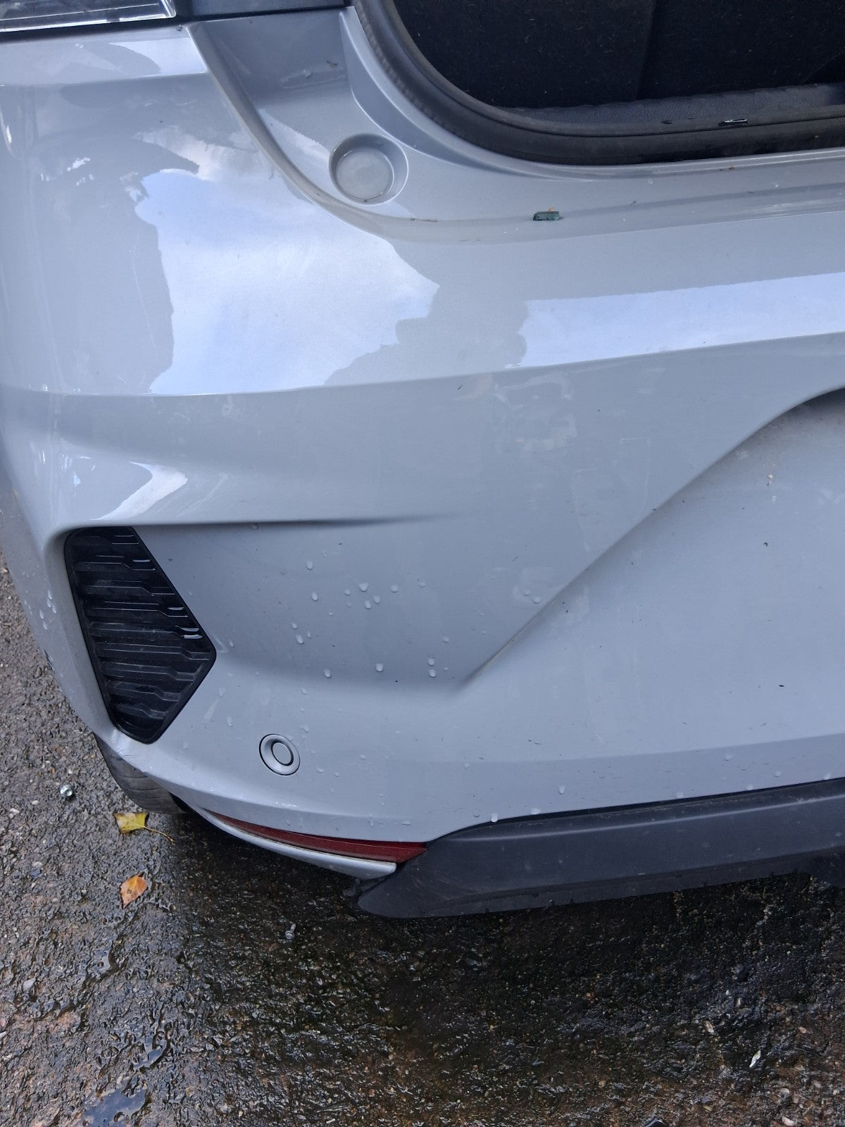 2024 RENAULT CLIO FACELIFT MK5 COMPLETE REAR BUMPER WITH PDC SENSORS GREY