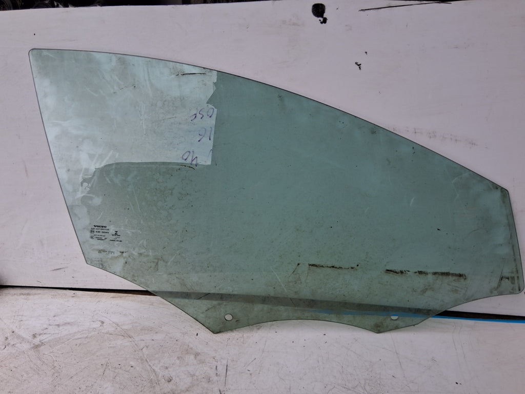 2016 VOLVO V40 R DESIGN OSF DRIVER SIDE FRONT WINDOW GLASS