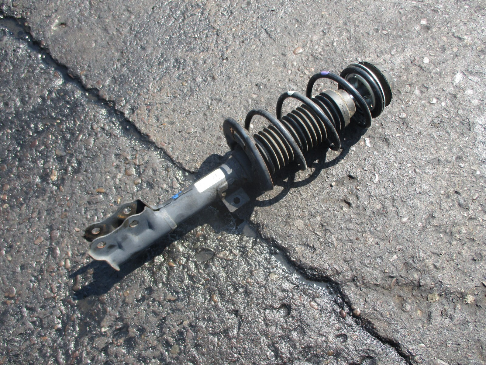 SUZUKI SWIFT MK4 2020 OS DRIVER SIDE FRONT SHOCK ABSORBER 4160180S00
