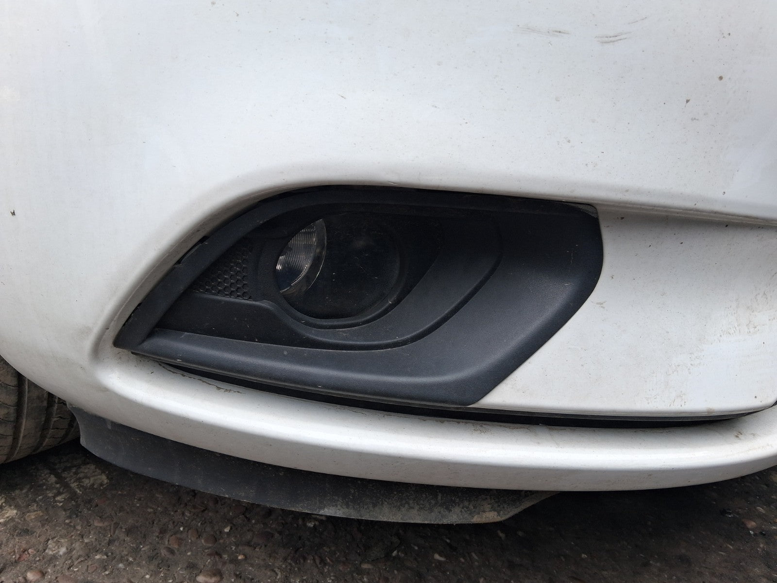 VAUXHALL CORSA E 2019 OSF DRIVER SIDE FRONT FOG LIGHT LAMP GRILL