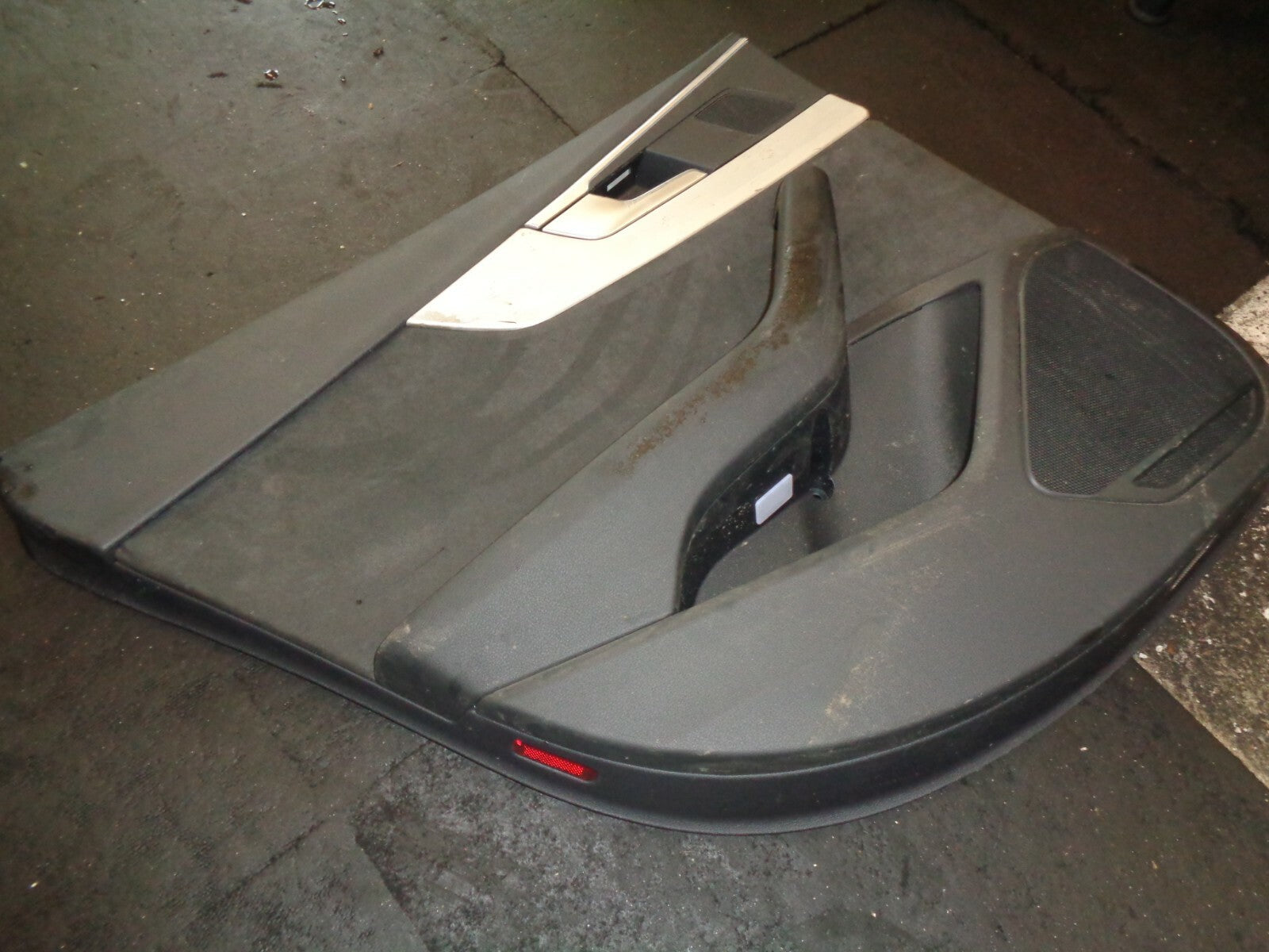 AUDI A5 2017 MK2 8W6 5 DOOR NSR PASSENGER SIDE REAR DOOR DOOR CARD 8W8867487