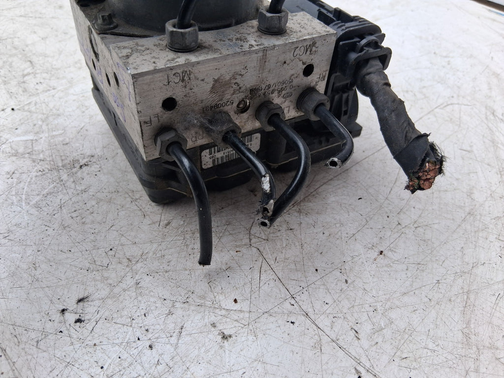 2015 FIAT 500 LOUNGE 1.2 PETROL ABS PUMP CONTROL MODULE 52009431