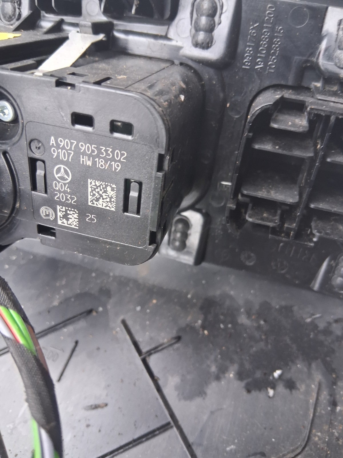2018 MERCEDES SPRINTER DASHBOARD TRIM A9106891200