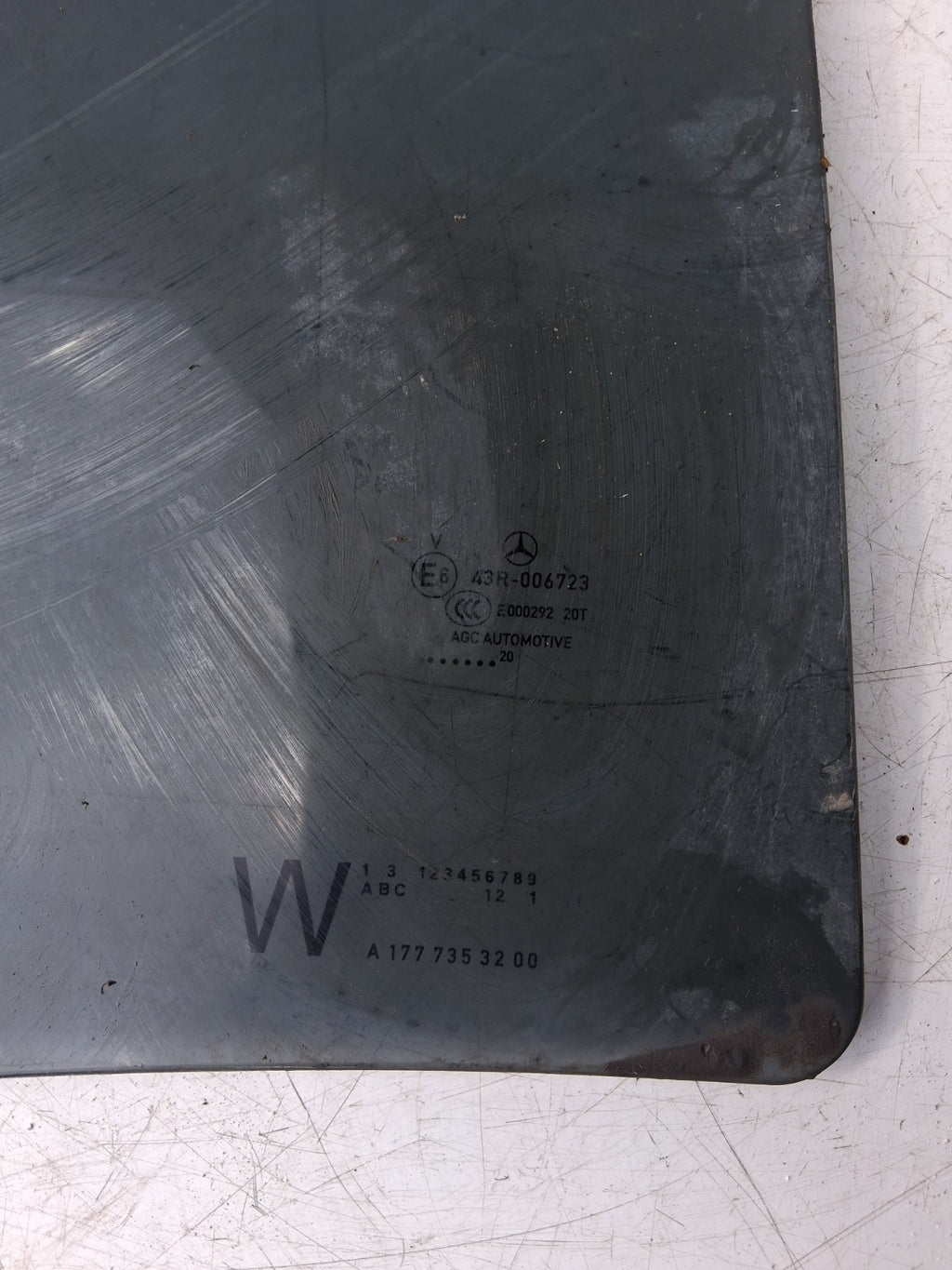 2021 MERCEDES BENZ A CLASS W177 OSR DRIVER SIDE REAR WINDOW GLASS A1777353200