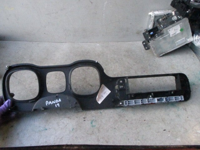 2019 FIAT PANDA MK3 1.2 PETROL WARNING SWITCH & DASH TRIM 07355969330