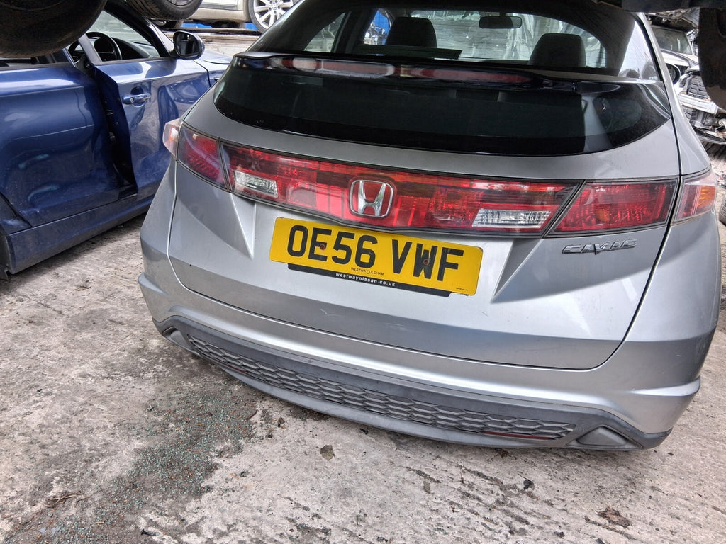 2007 HONDA CIVIC MK8 NSR PASSENGER SIDE REAR LEFT OUTER TAIL LIGHT