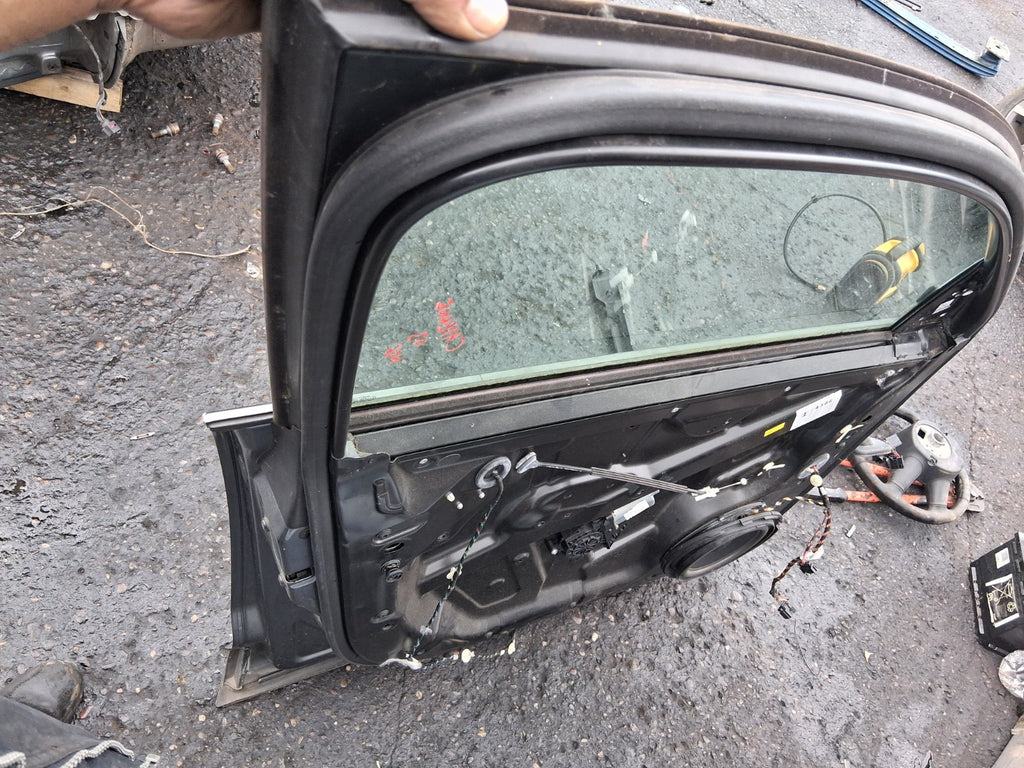 2003 PORSCHE CAYENNE MK1 NSF PASSENGER SIDE FRONT DOOR COMPLETE TITAN GREY D7Z