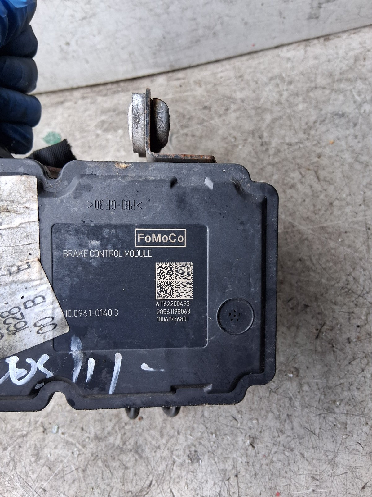2011 FORD FOCUS ABS PUMP MODULATOR BV61-2C405-AF