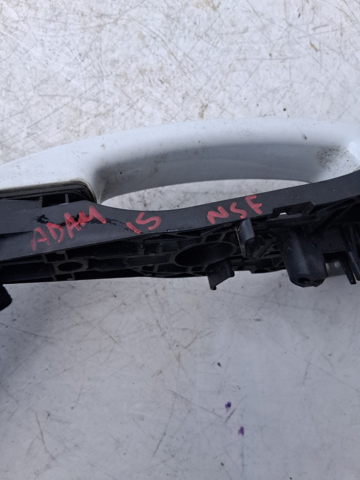2015 VAUXHALL ADAM NSF NEAR LEFT PASSENGER FRONT SIDE DOOR HANDLE 14096201LH