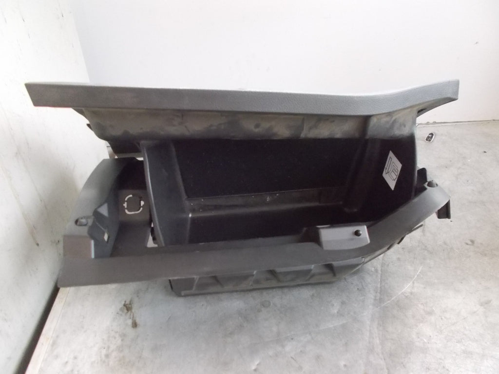 FORD FOCUS MK3 GLOVE BOX F1EBA06044