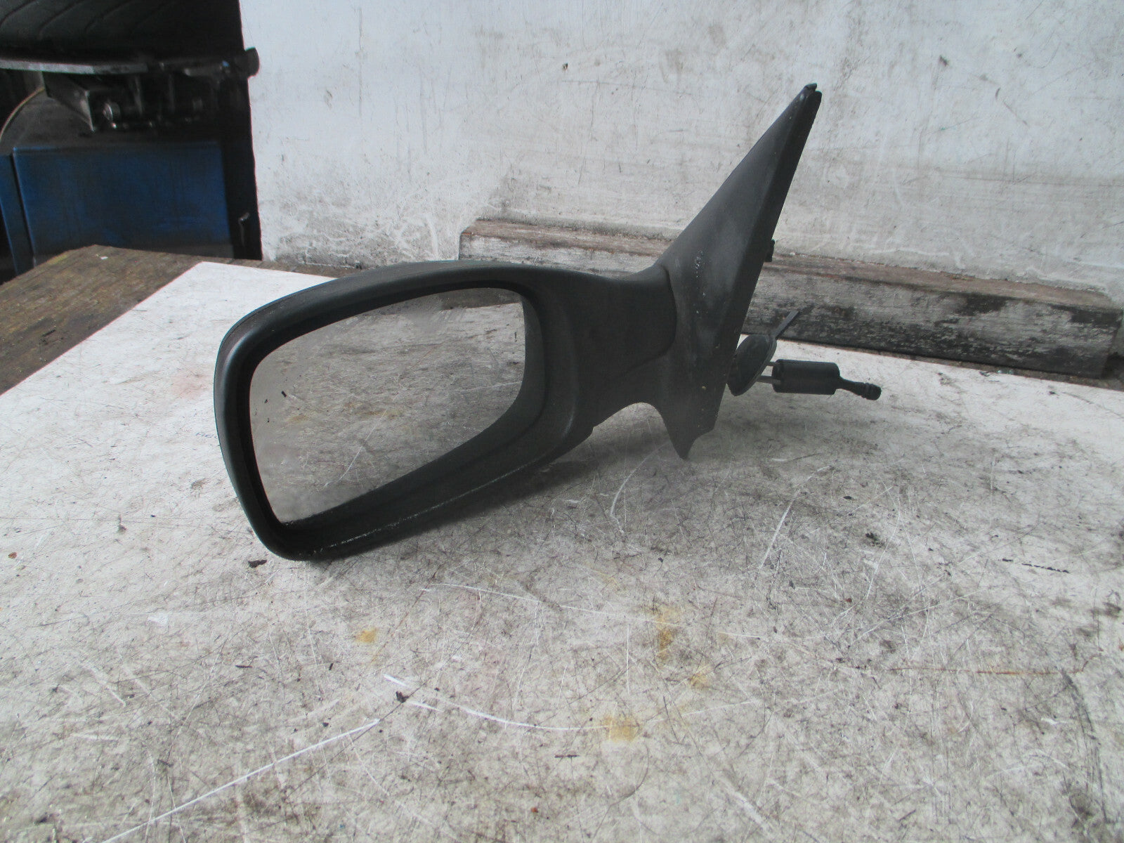 PEUGEOT 306 2003 NSF PASSENGER SIDE FRONT MANUAL WING MIRROR