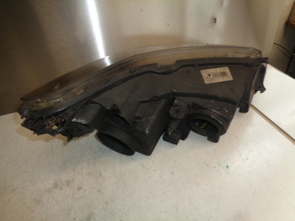 CITROEN C5 2005 NSF PASSENGER SIDE FRONT HEADLIGHT DAMAGED 9650056180