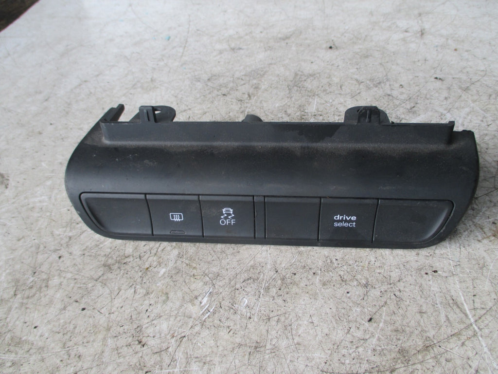 AUDI A1 HEATED SEATS SWITCH PAIR 8X0959674A 8X0959673A