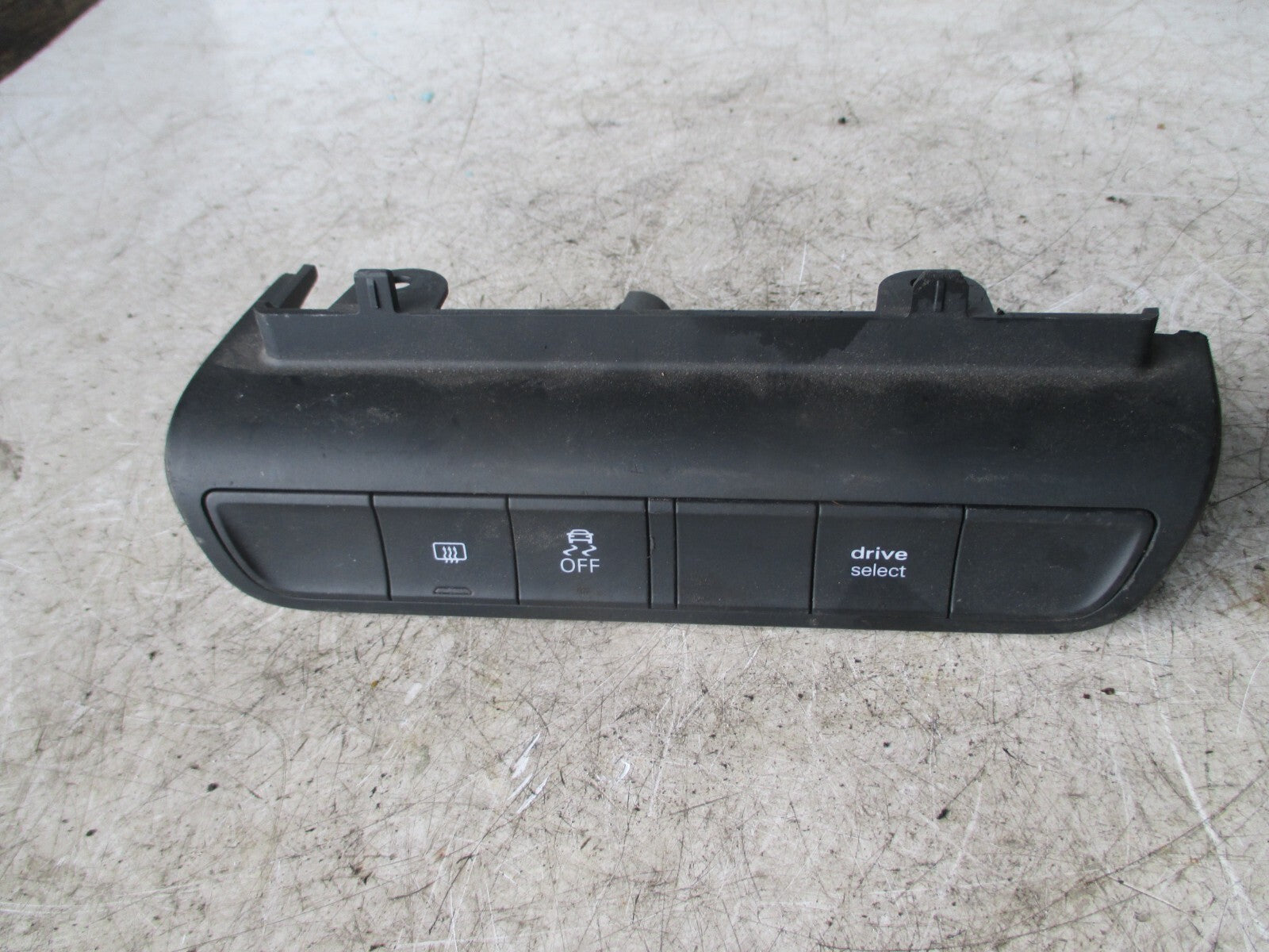 AUDI A1 HEATED SEATS SWITCH PAIR 8X0959674A 8X0959673A