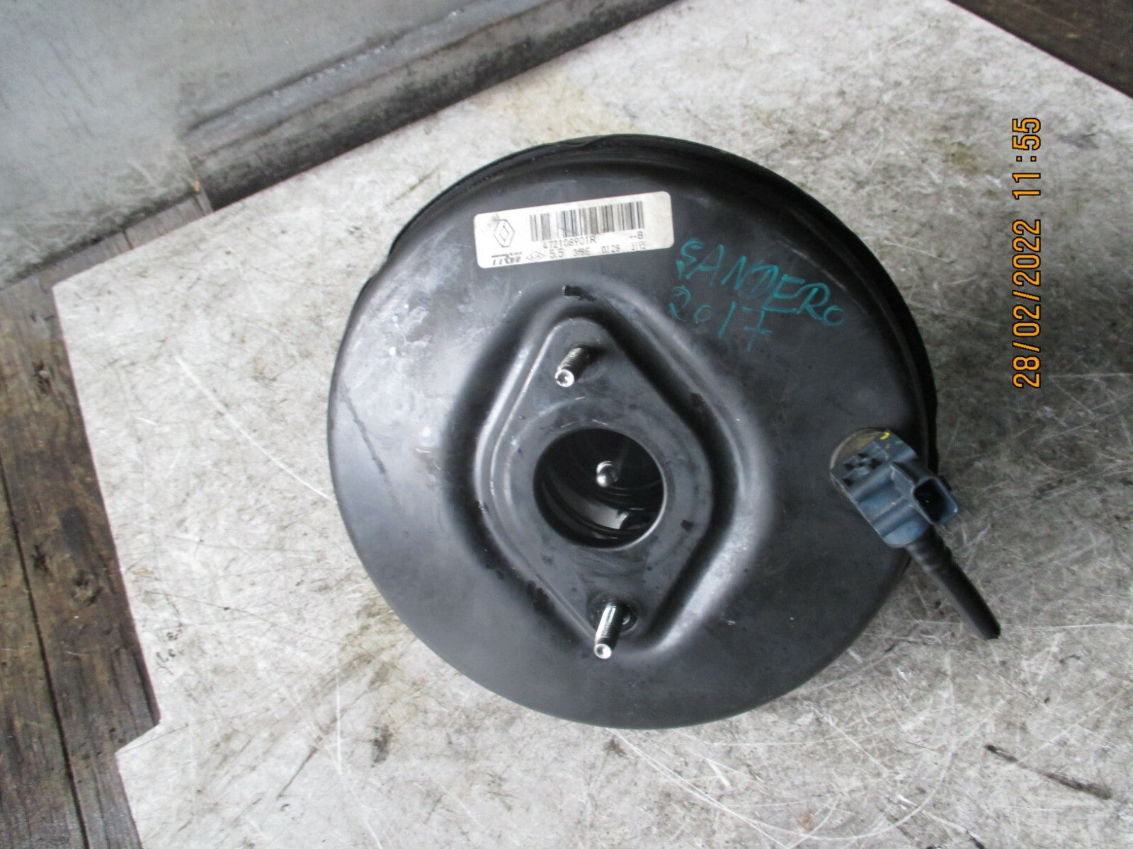 DACIA SANDERO 2017 0.9 PETROL BRAKE SERVO 472108901R