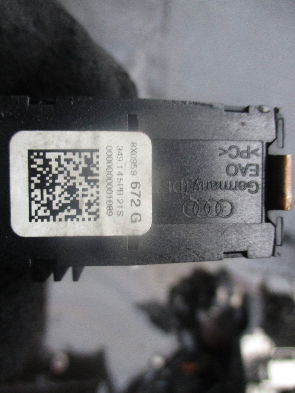 AUDI A1 8X 2015 HAZARD SWITCH BUTTON 8X0959672G