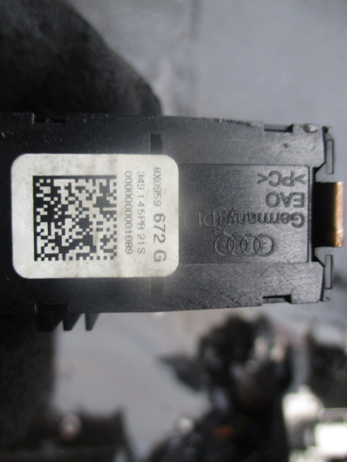 AUDI A1 8X 2015 HAZARD SWITCH BUTTON 8X0959672G