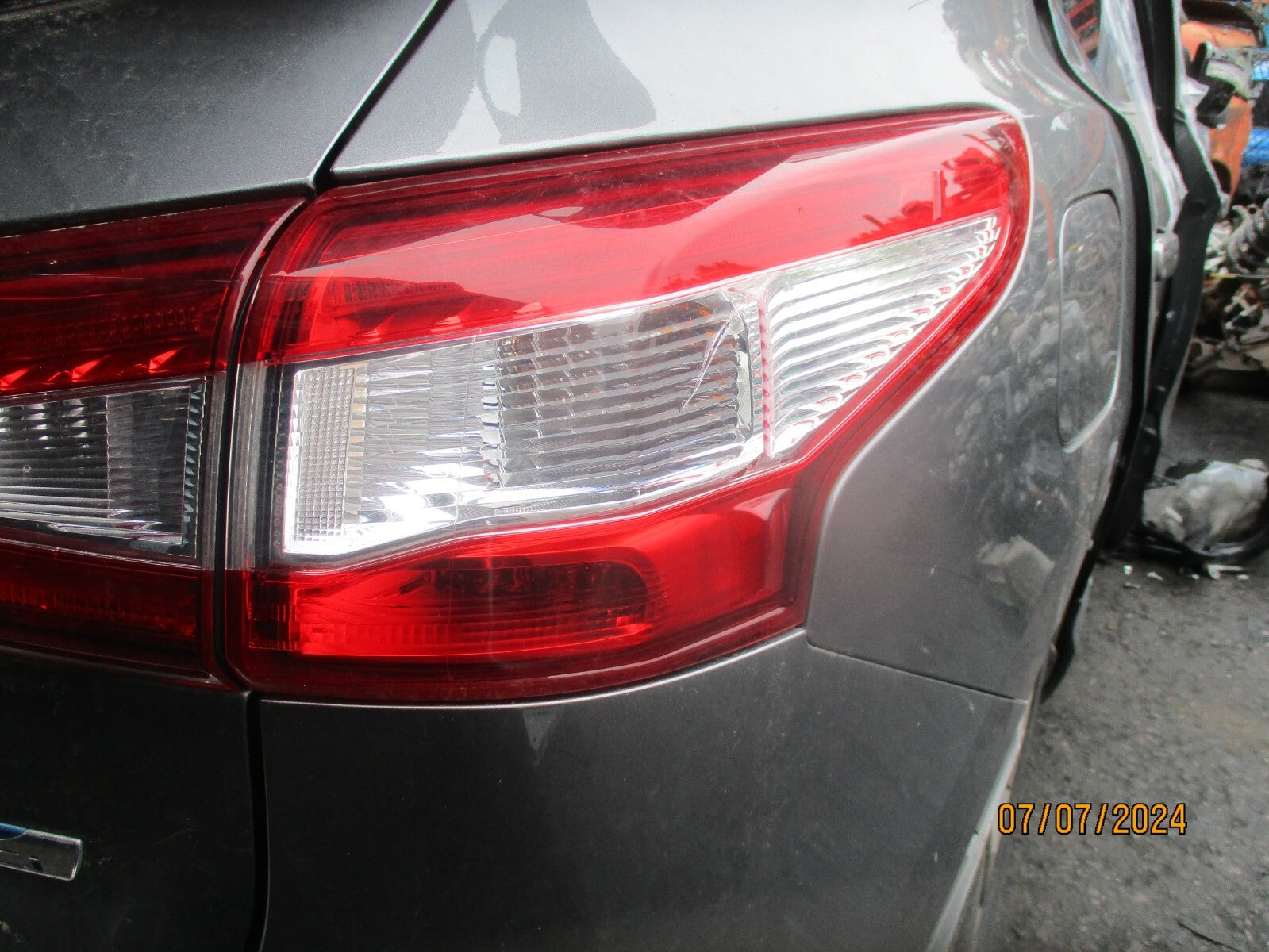 NISSAN QASHQAI J11 2014 OSR DRIVER SIDE REAR OUTER TAIL LIGHT LAMP