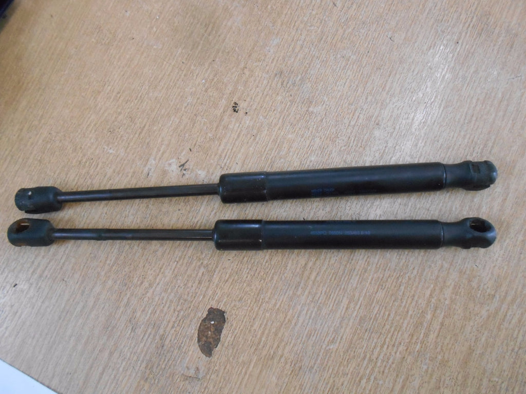 AUDI A6 4B SALOON 2003 BOOTLID BOOT HATCH STRUTS DAMPERS LIFTERS 4B5827552G
