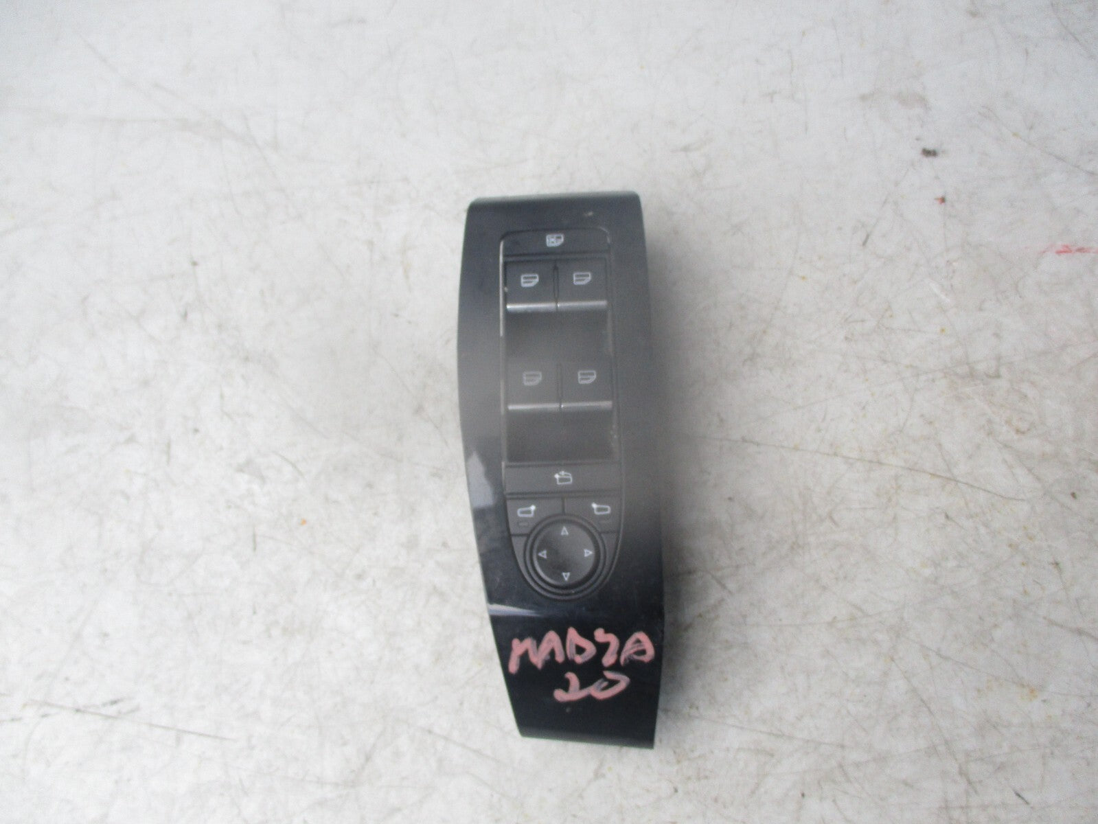 MAZDA CX 30 2021 OSF DRIVER SIDE FRONT WINDOW SWITCH BDMC66350A