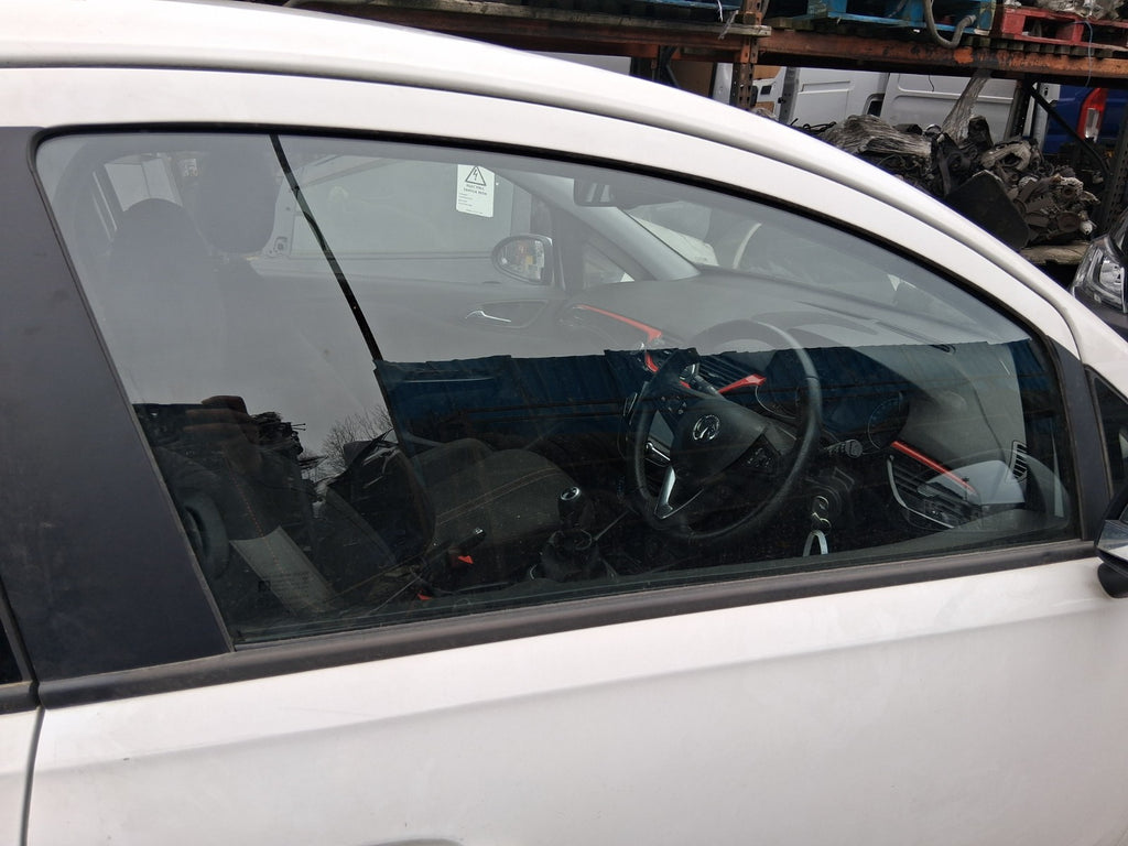 2019 VAUXHALL CORSA E 3 DOOR OS DRIVER SIDE RIGHT WINDOW GLASS