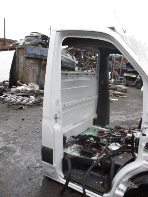 2021 MERCEDES BENZ SPRINTER W907 CHASSIS CAB REAR DRIVER QUARTER PANEL CUT