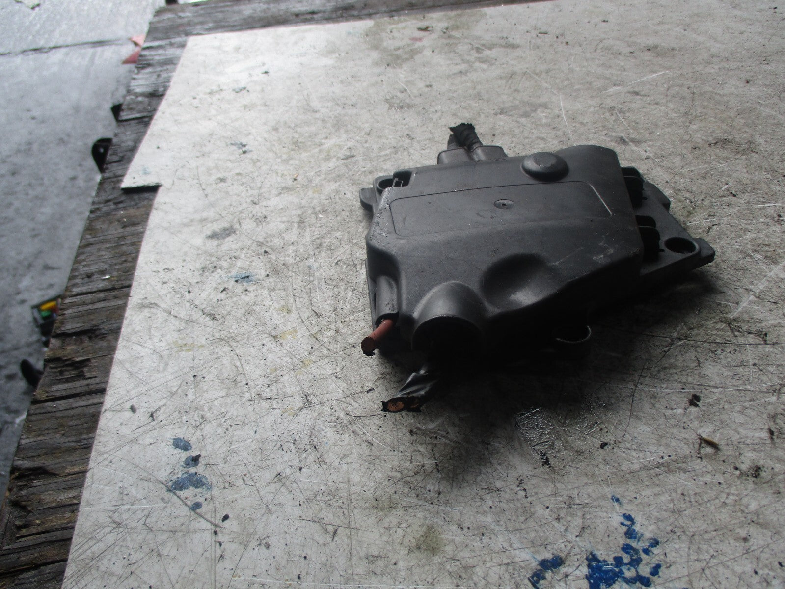 CITROEN C3 PICASSO 2016 BATTERY FUSE TRAY 9801148280
