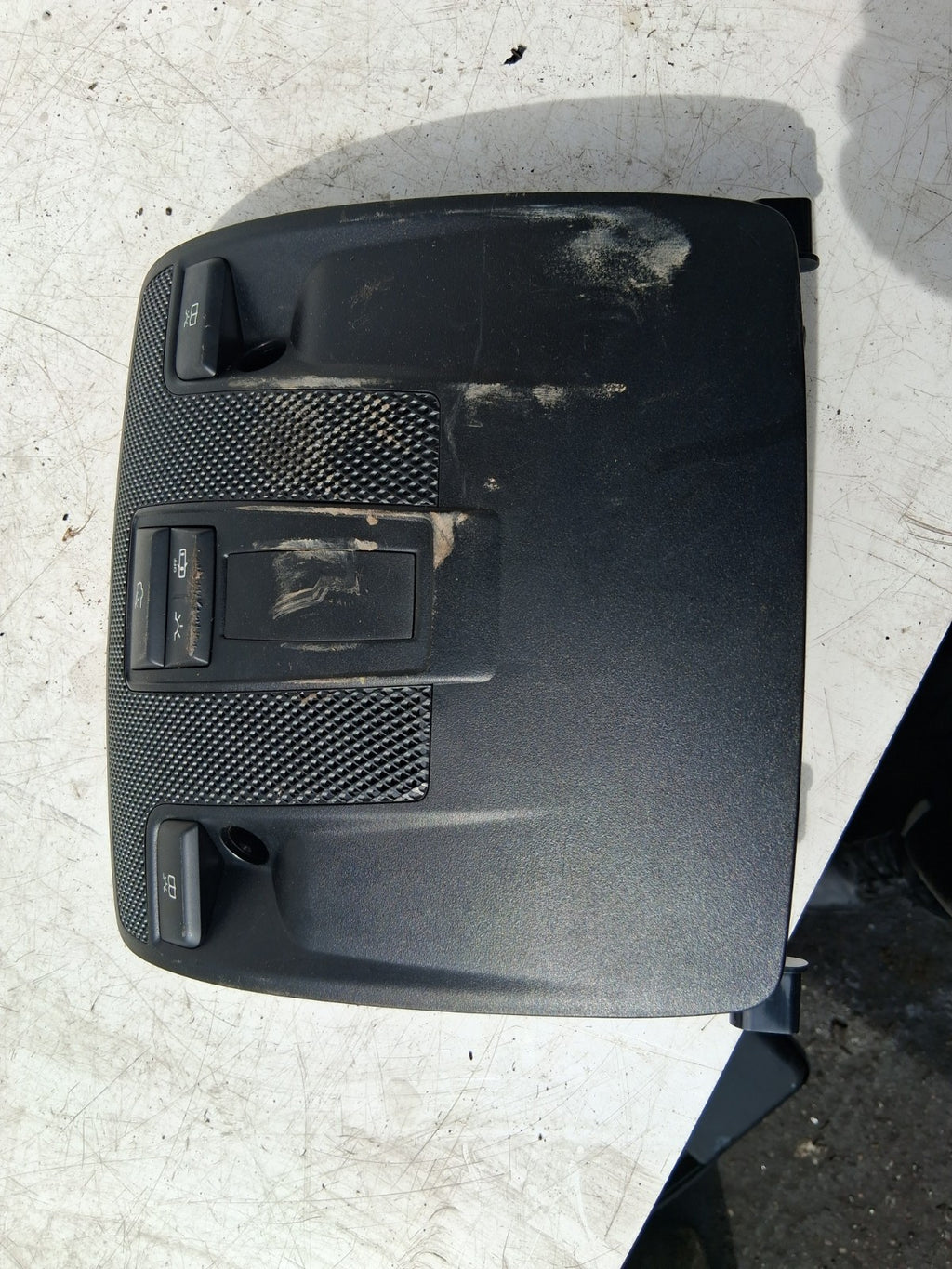 2016 MERCEDES CLA C117 INTERIOR FRONT ROOF READING LIGHT A0009004508