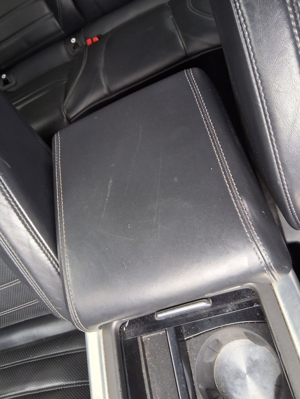 2016 RANGE ROVER EVOQUE L538 CENTER CONSOLE LEATHER ARM REST