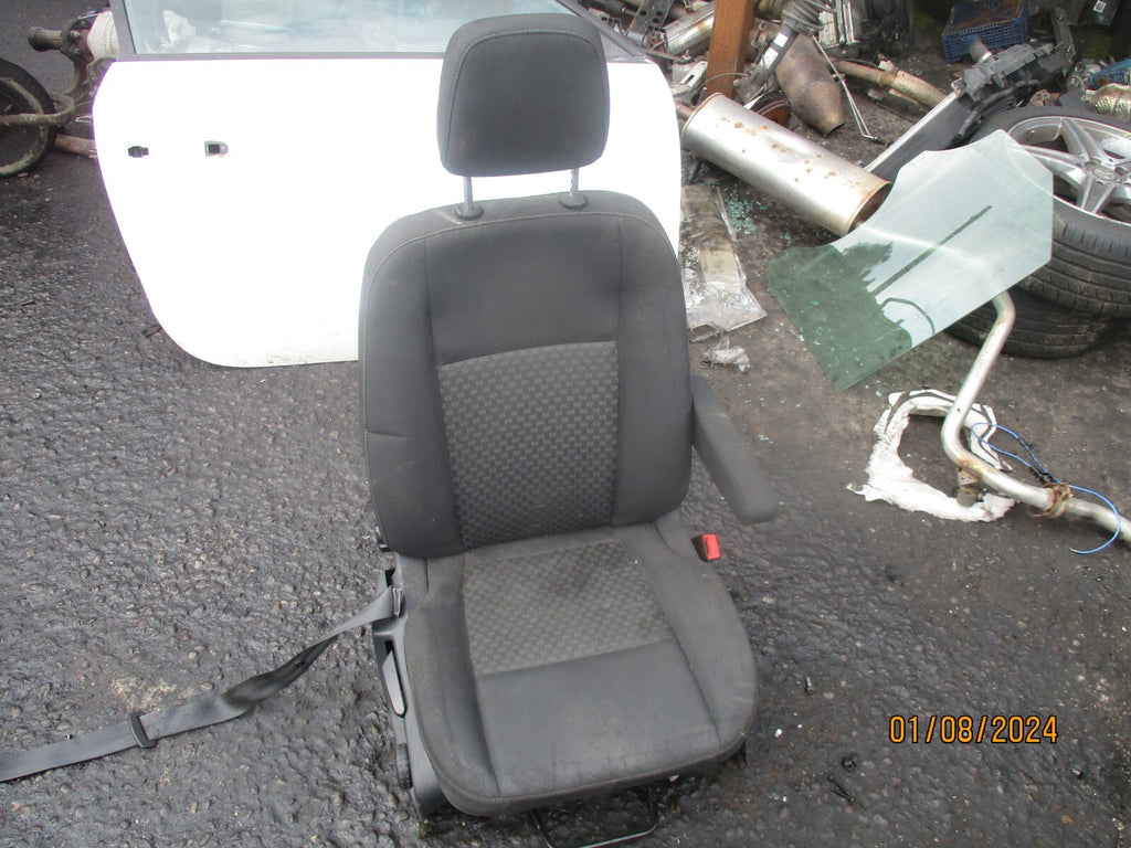 2021 FORD TRANSIT MK8 OSF DRIVER SIDE FRONT SEAT WITH ARMREST & BASE