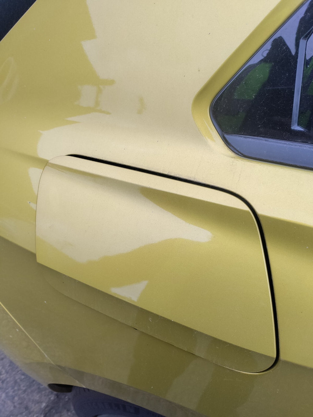 2023 VAUXHALL ASTRA L MK8 FUEL FLAP AMBER YELLOW METALLIC ERV