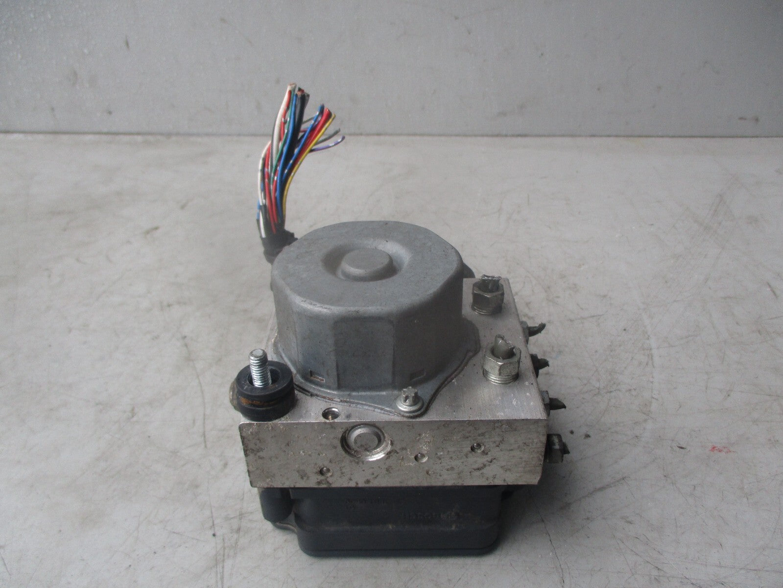 PEUGEOT 108 2016 1.0 PETROL ABS PUMP MODULATOR 445400H070 \ 2265106455