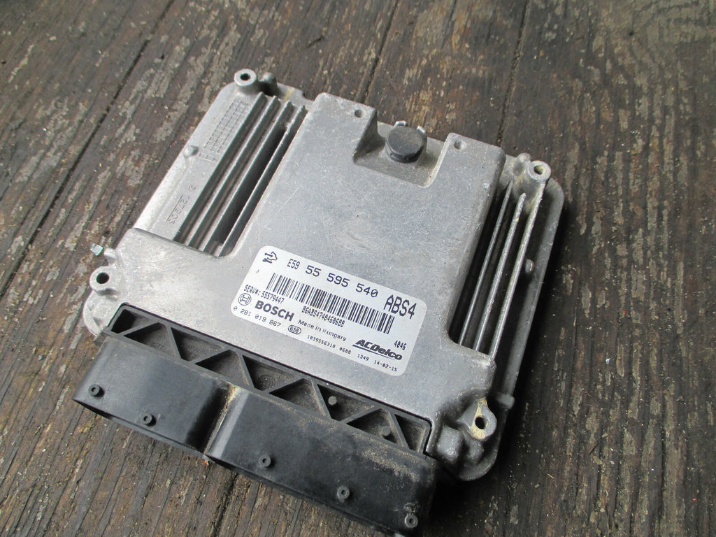 VAUXHALL INSIGNIA MK1 2015 2.0 DIESEL ECU ENGINE CONTROL MODULE UNIT 55595540