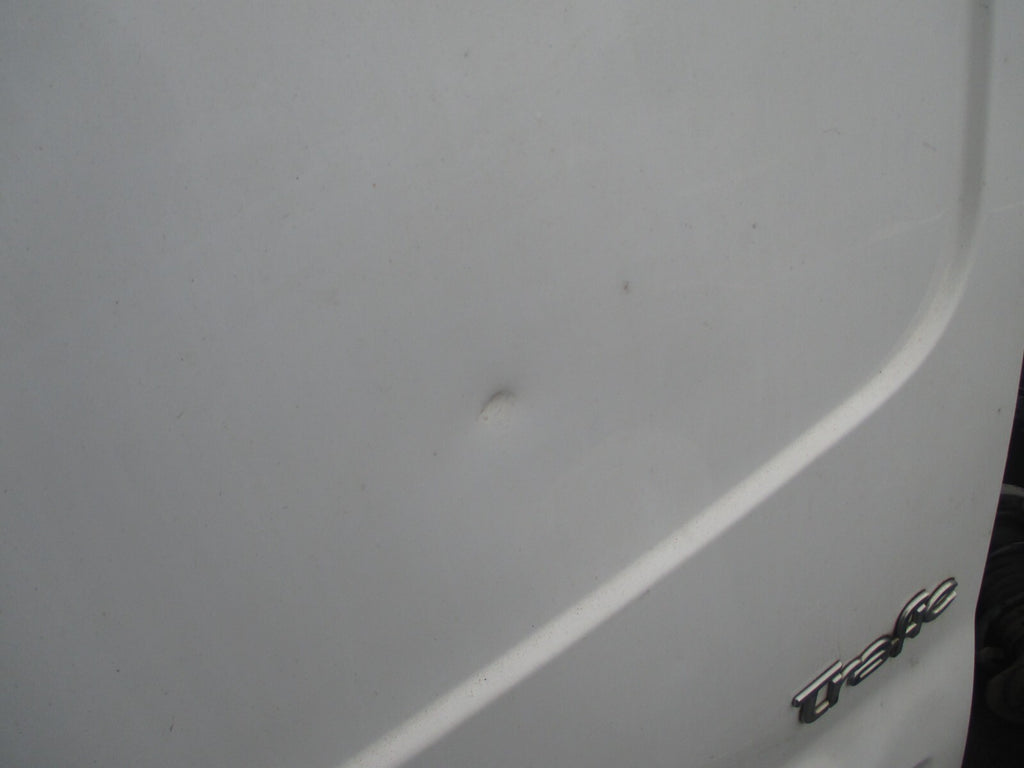 VAUXHALL VIVARO RENAULT TRAFIC MK1 2011 OSR DRIVER SIDE REAR DOOR WHITE
