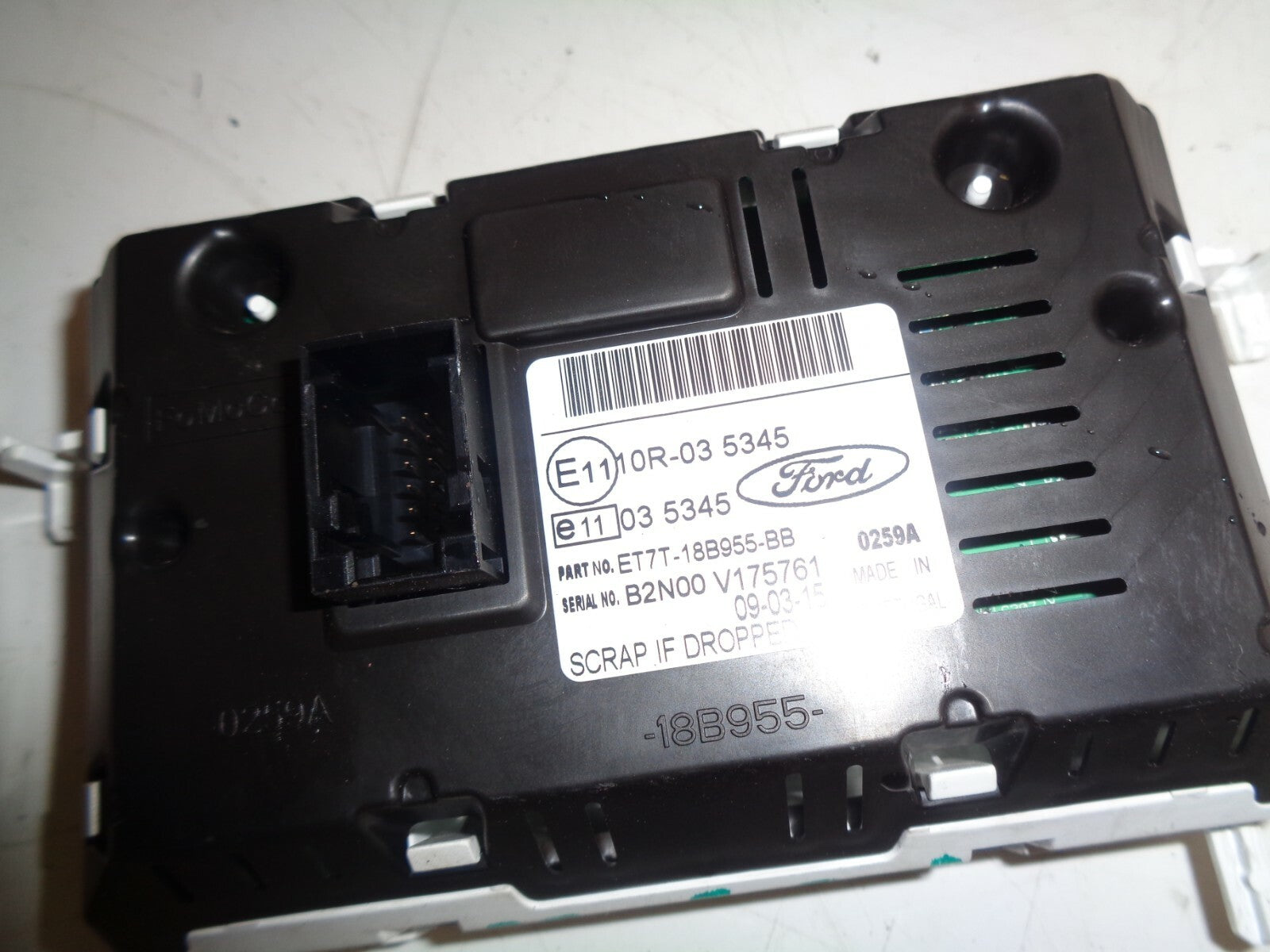 FORD FIESTA MK7 2015 MULTI FUNCTION SCREEN ASSEMBLY ET7T18B955BB